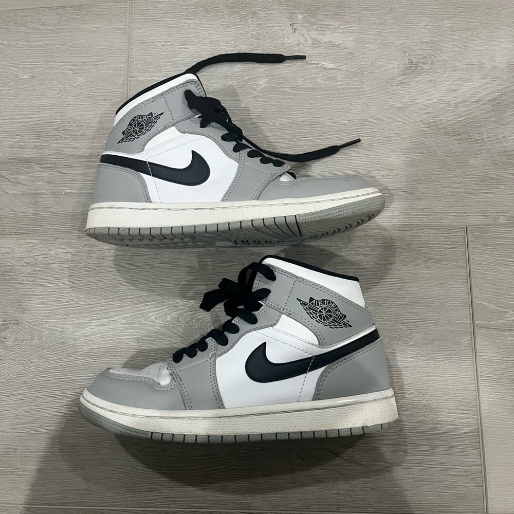 Nike Black and Gray Sneakers